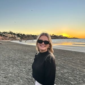 Meet your Posher, Jean